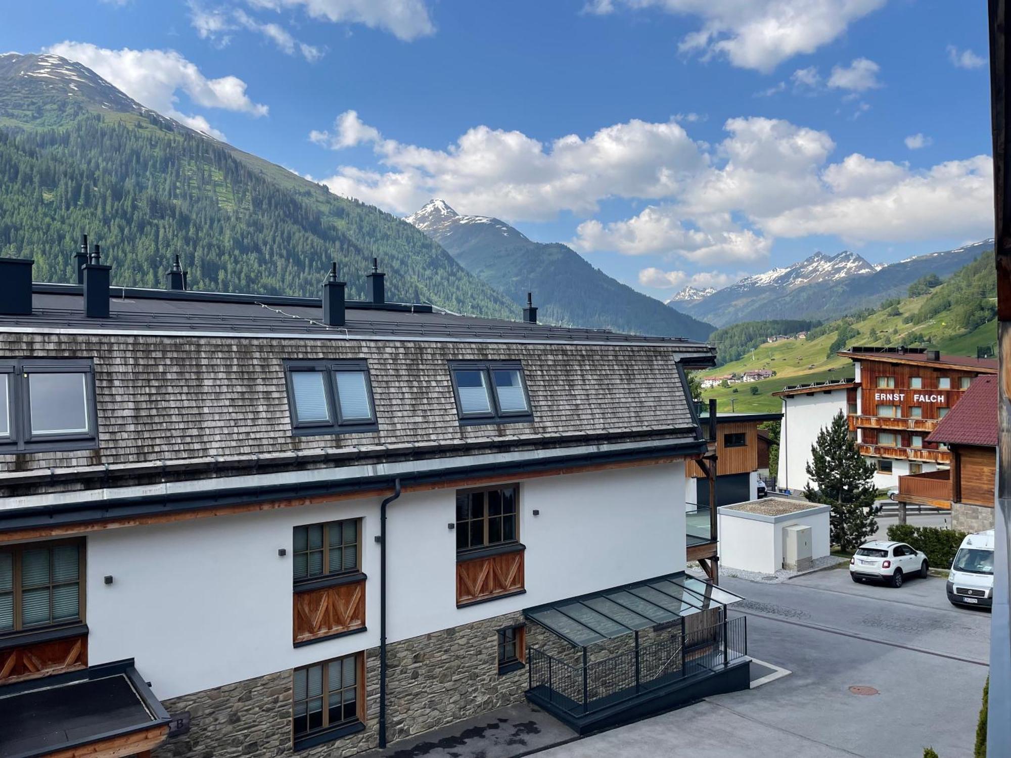 Mountain Spa Residences Sankt Anton am Arlberg Bagian luar foto