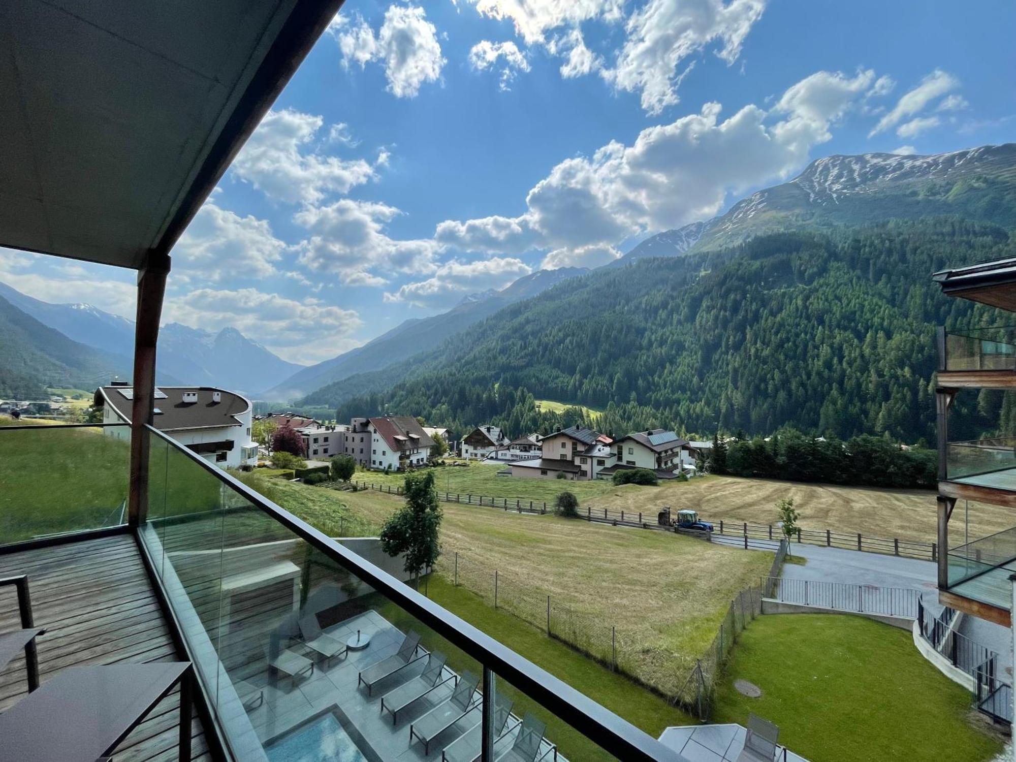 Mountain Spa Residences Sankt Anton am Arlberg Bagian luar foto