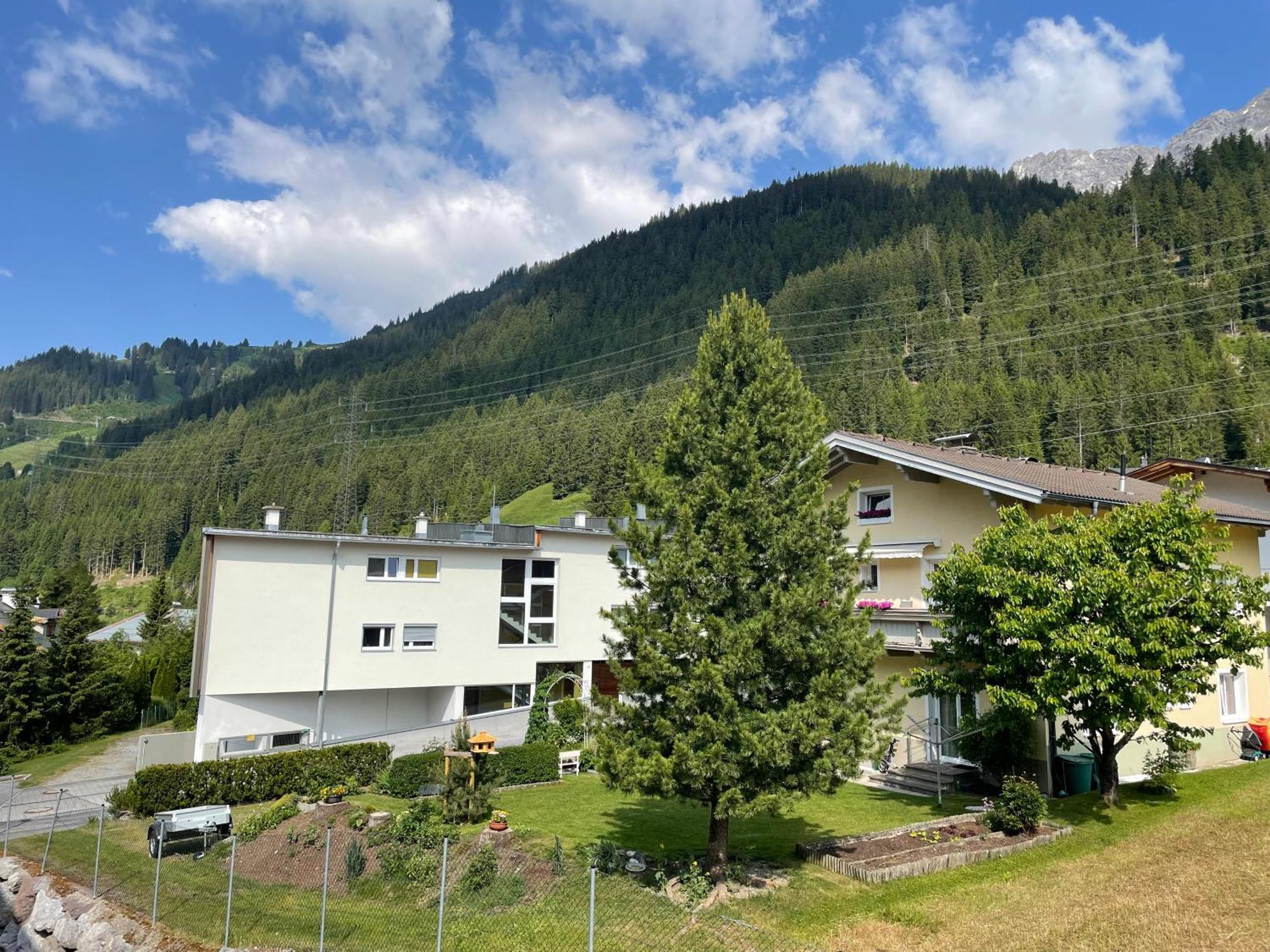 Mountain Spa Residences Sankt Anton am Arlberg Bagian luar foto
